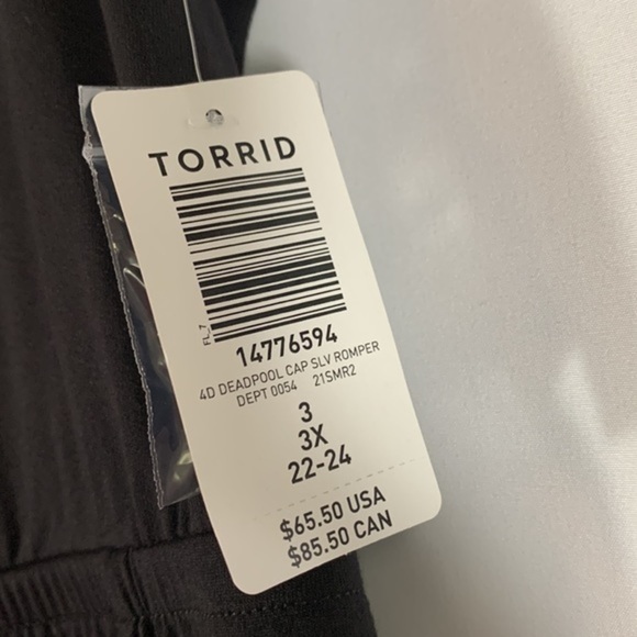 Torrid Marvel Deadpool Black & Red Romper NWT - Picture 8 of 8